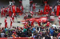 Pit Walk fuer die Fans am Red Bull Ring (c) GEPA Pictures Red Bull Content Pool.jpg