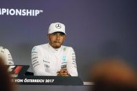 Lewis Hamilton (c) Maier.