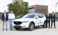 Mazda für die Bullen (c) GEPA pictures Geieregger