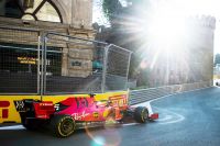 Vettel Azerbaijan (c) media.ferrari.com.jpg