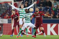Youssuf Mulumbu (Celtic) und Munas Dabbur (RBS) (c) GEPA pictures Mandl